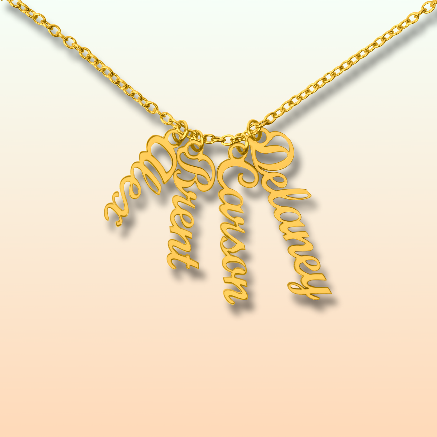 Collier de noms verticaux multiples